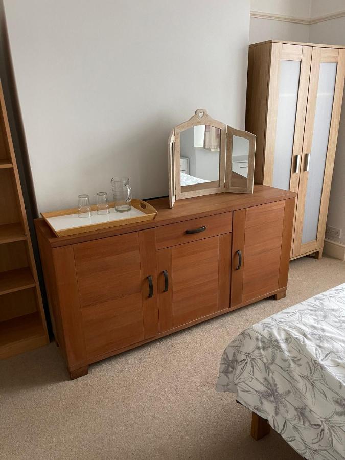 Nharakat Mansion Apartman Southampton Kültér fotó